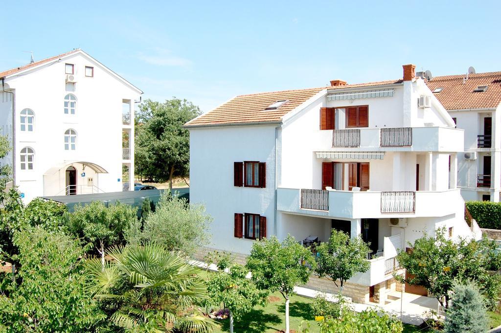 Apartments Klic Малинска Экстерьер фото
