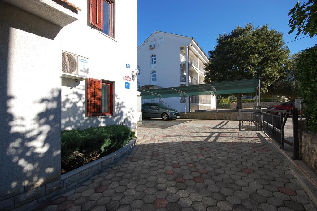 Apartments Klic Малинска Экстерьер фото
