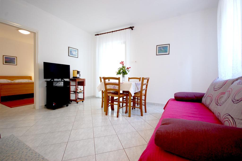 Apartments Klic Малинска Экстерьер фото